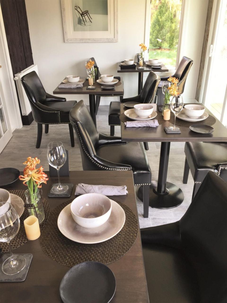 Sea Street Inn Хайанис Порт Екстериор снимка